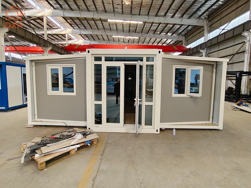 casa contenedor expandible catalunya 20 pies gris claro 2 dormitorios (7)