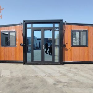 casa expandible contenedor veta madera oscura catalunya (7)